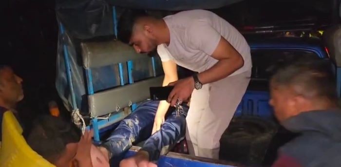 পটুয়াখালীতে হাটের ইজারা নিয়ে সংঘর্ষে পুলিশের ওপর হামলা, ৫ পুলিশ আহত আটক ৩